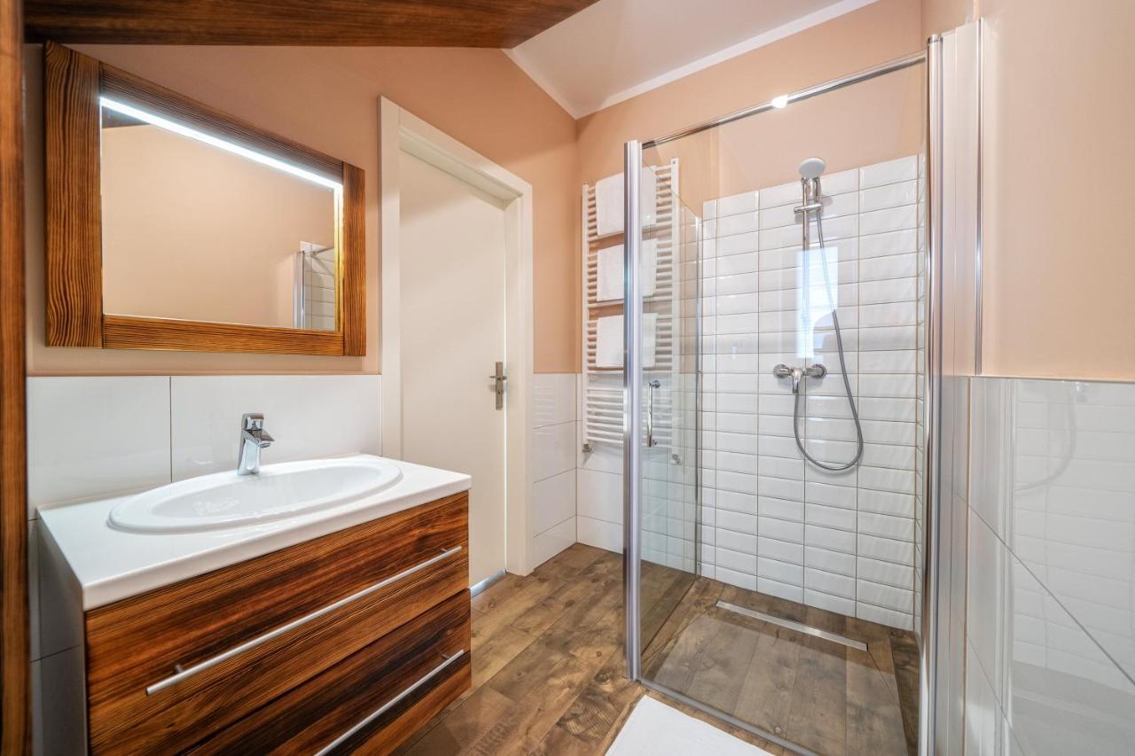 Apartamenty "Goralskie Katy" Agroturystyka シャフラリ エクステリア 写真